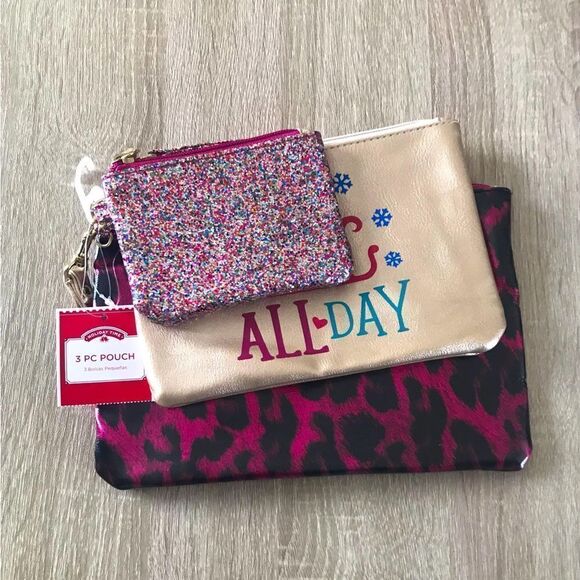 NWT … 3 Piece “Sleigh All Day” Pouch Set With Interchangeable Wristlet Strap - Picture 1 of 2